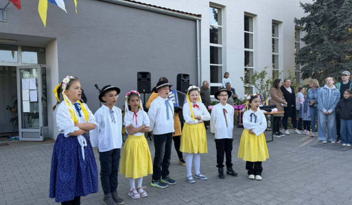 Stavanie mája 2026