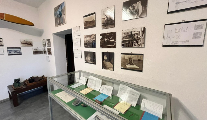 35. fotografia fotogalérie Úspešné projekty / Obnova pamätnej izby A.Zsélyiho