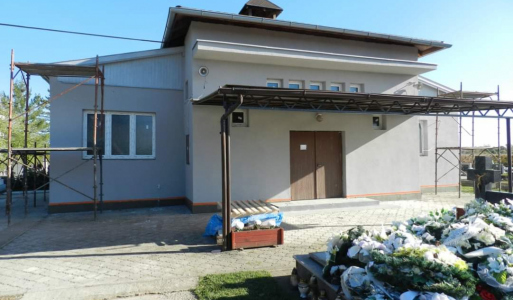 Úspešné projekty / Rekonštrukcia domu smútku v Bušiniach